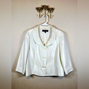 Kasper Women's Cream Unique Button Front Jacket. Great for wedding. Size 14